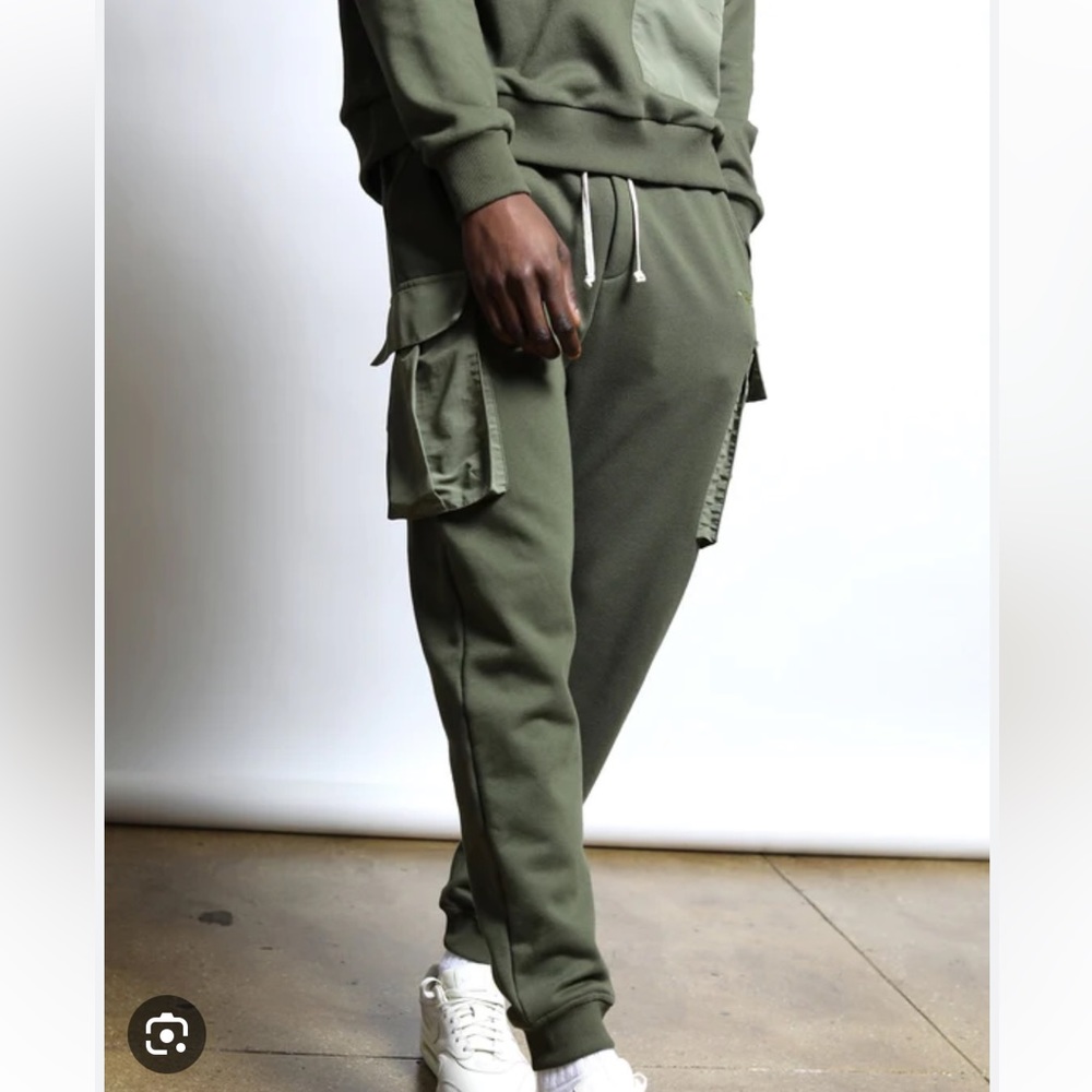 Twenty Montreal Men’s Sunnyside Joggers Cargo
